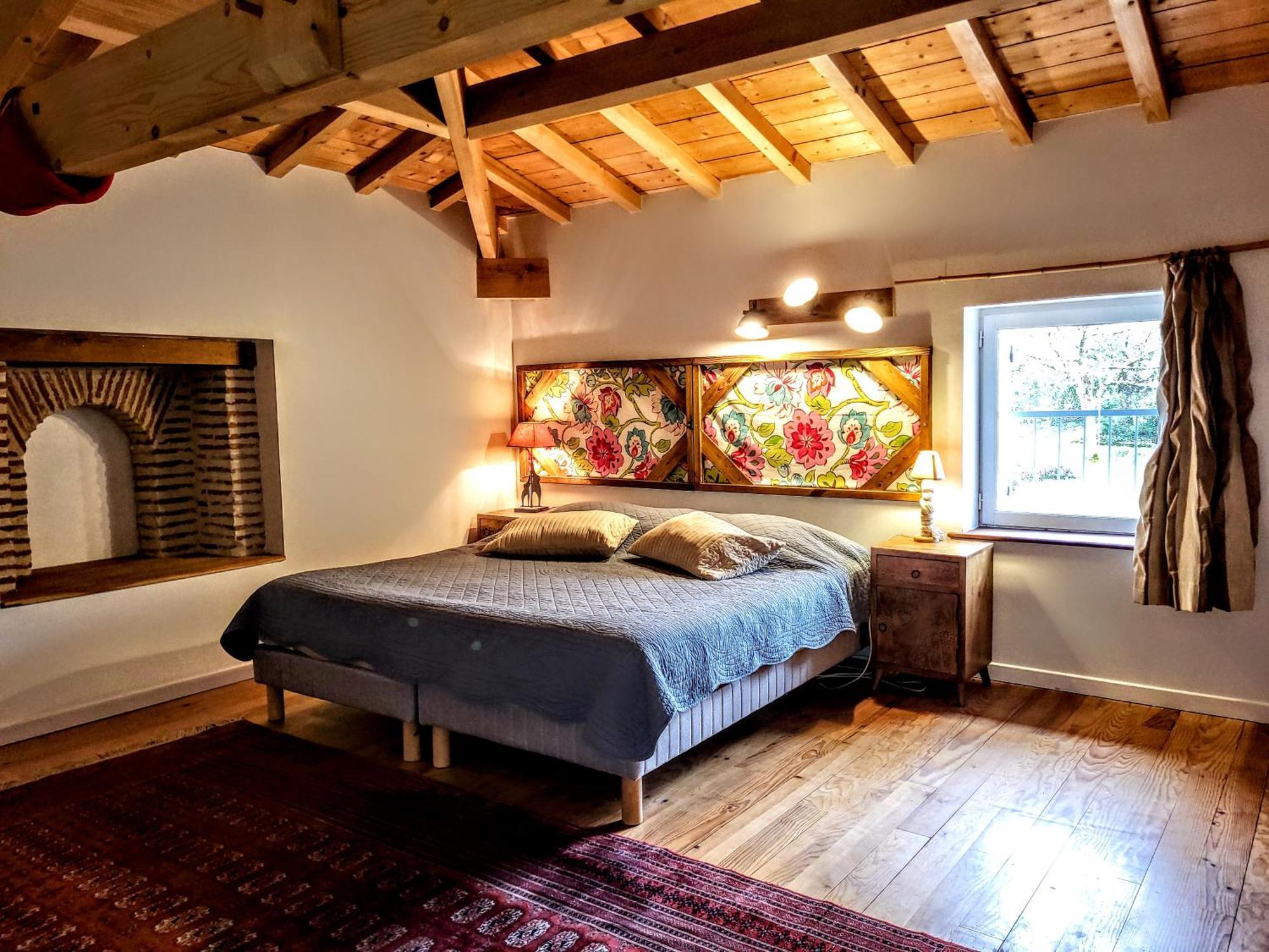 Ferme Du Moulin De Pailleres, Vue Panoramique, Piscine - Ideal 4 A 5 Personnes Galapian 외부 사진
